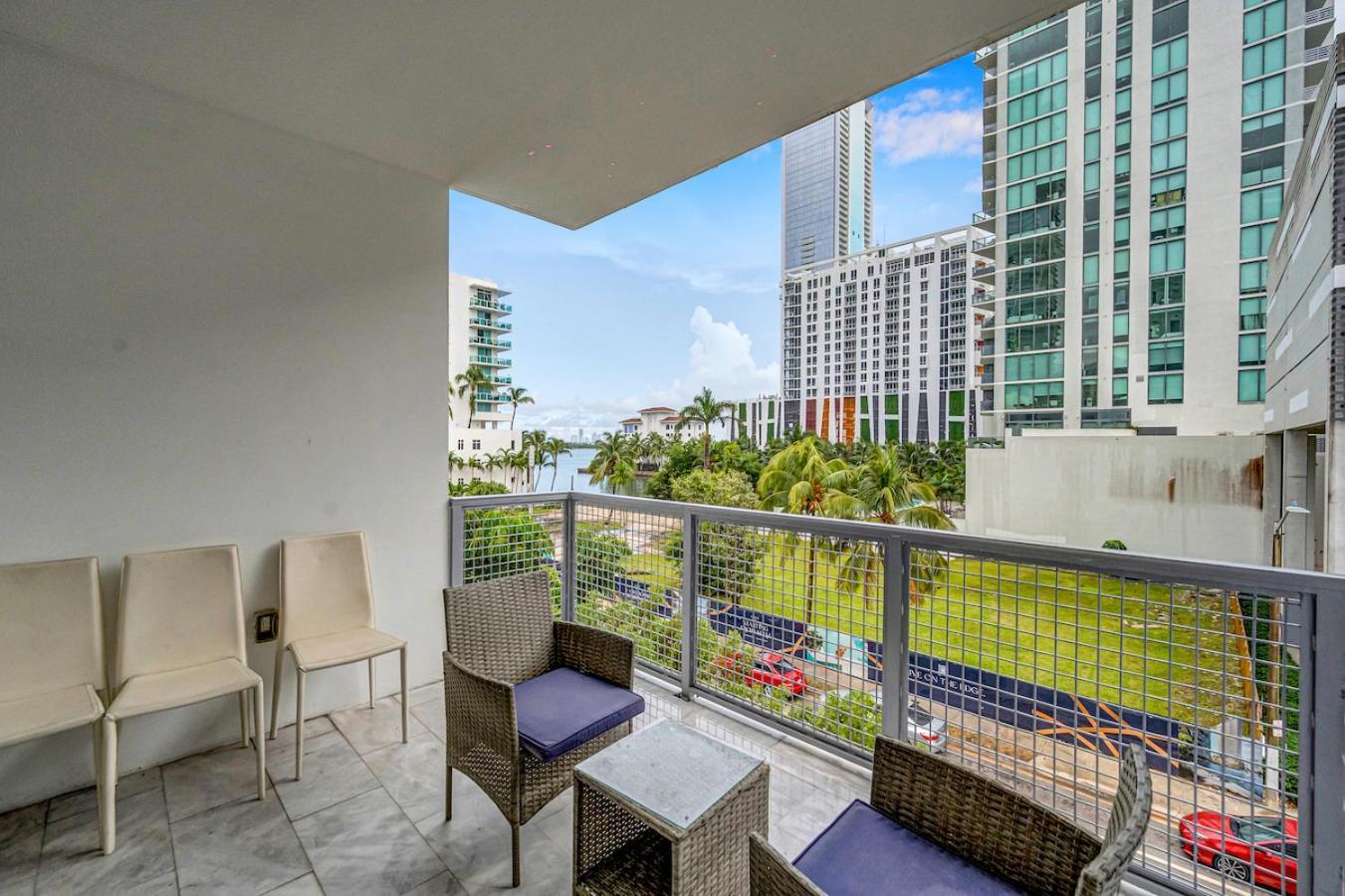 Subtle 2 Bed In Edgewater Near Downtown With Free Parking Apartment ไมอามี ภายนอก รูปภาพ